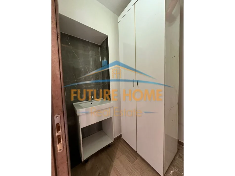 Shqiperi, shitet apartament 3+1 Kati 1, 100 m² 218.000 € (petro nini)
