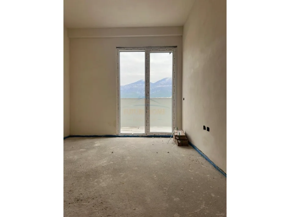 Tirane, shitet apartament 2+1 Kati 4, 84 m² 176.000 € (ALI DEMI)