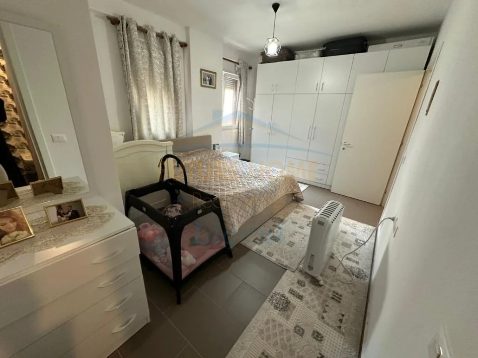 Tirane, shitet apartament 2+1 , 92 m² 140.000 € 