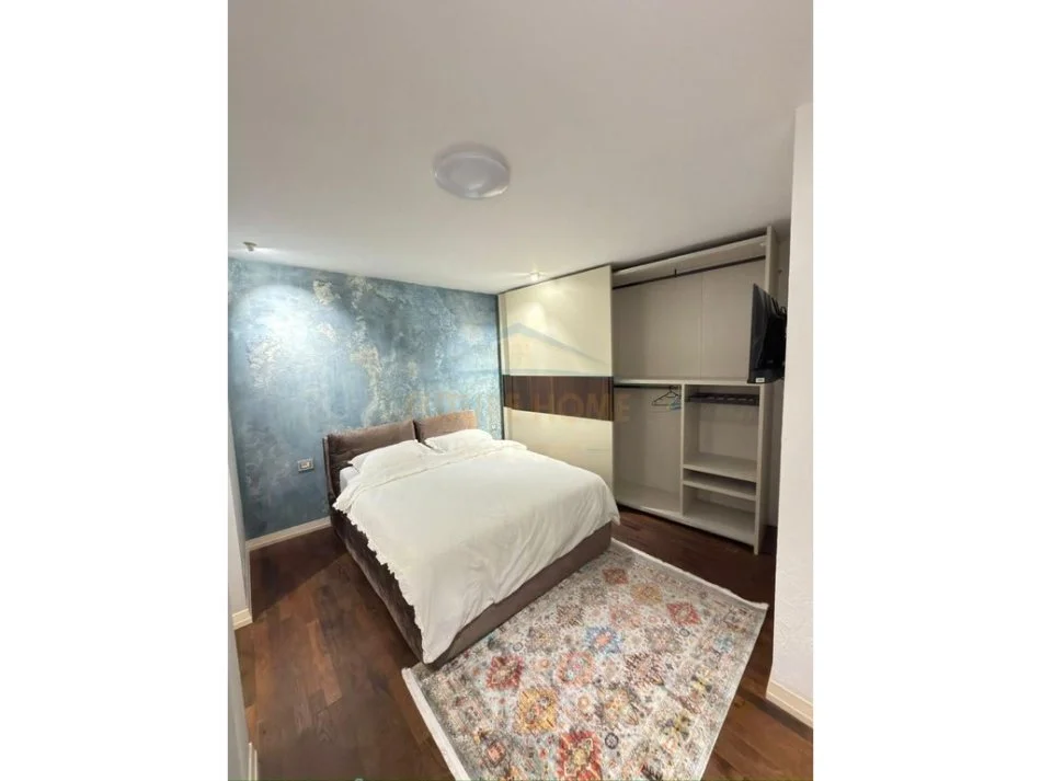 Tirane, shitet apartament 2+1 Kati 1, 101 m² 285.000 € (Rruga e Dibres)