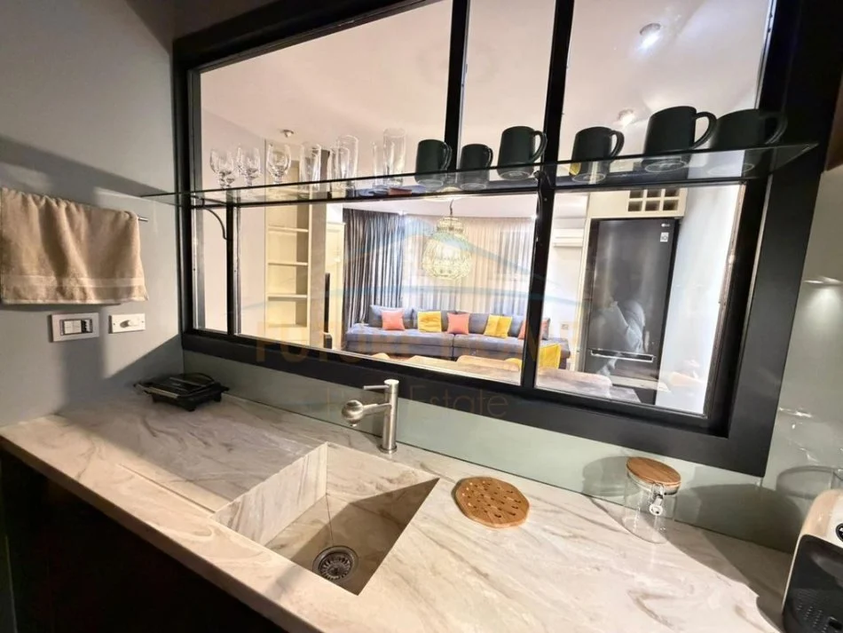 Tirane, shitet apartament 2+1+Ballkon Kati 1, 100 m² 285.000 € (RRUGA E DIBRES)