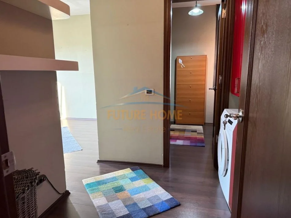 Tirane, shitet apartament 2+1+Ballkon Kati 7, 96 m² 141.000 € (Yzberisht)