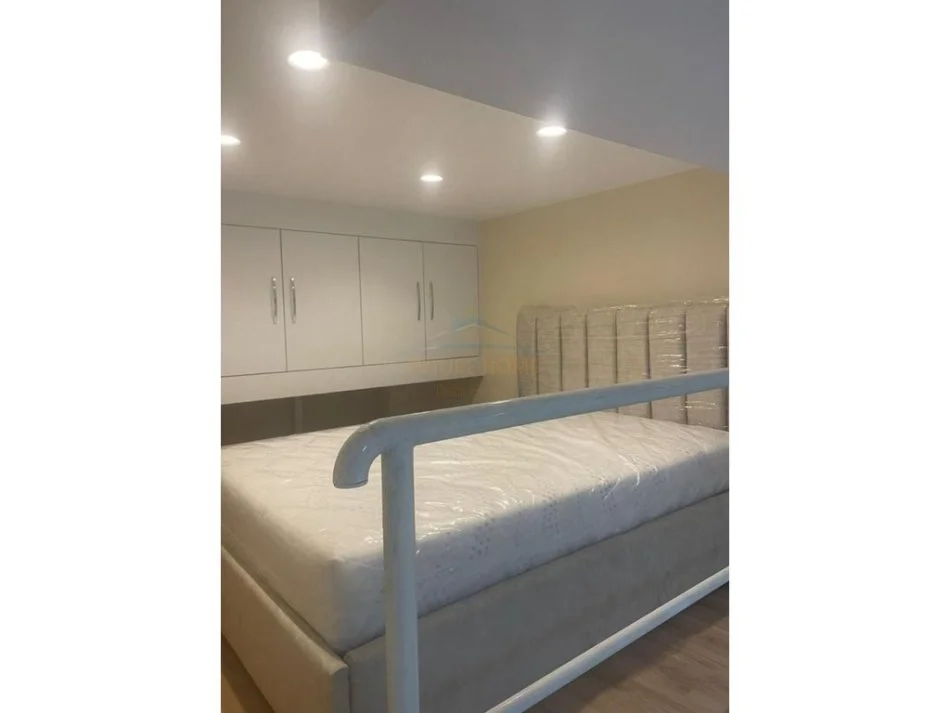 Tirane, shitet apartament duplex Dublex Kati 2, 50 m² 90.000 € (Conad)