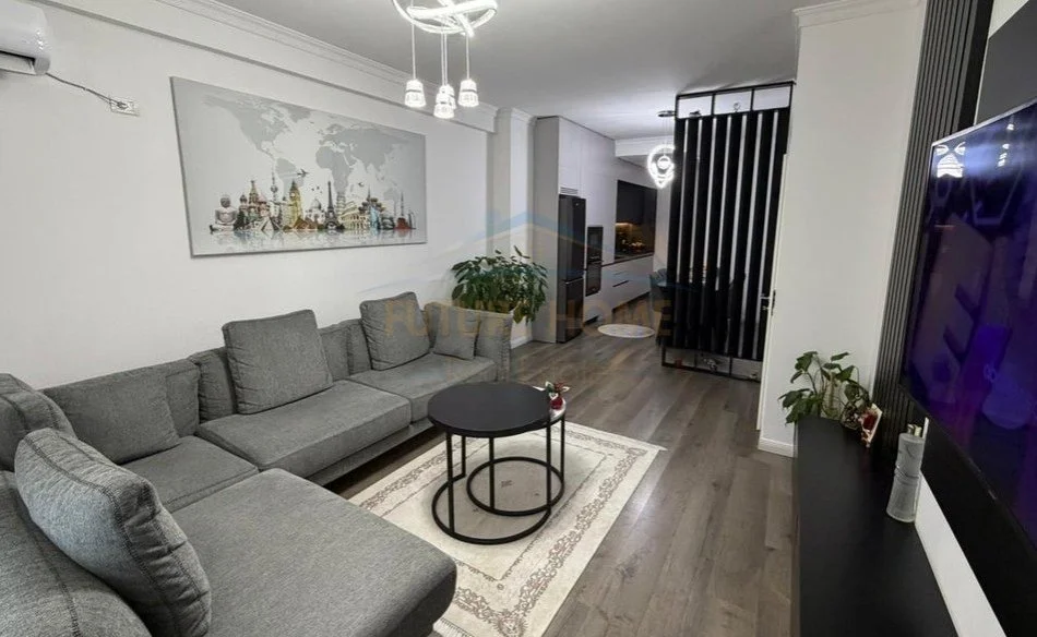 Tirane, shitet apartament 2+1 Kati 5, 98 m² 203.000 € (don bosko)