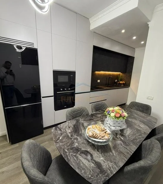 Tirane, shitet apartament 2+1 Kati 5, 98 m² 203.000 € (don bosko)