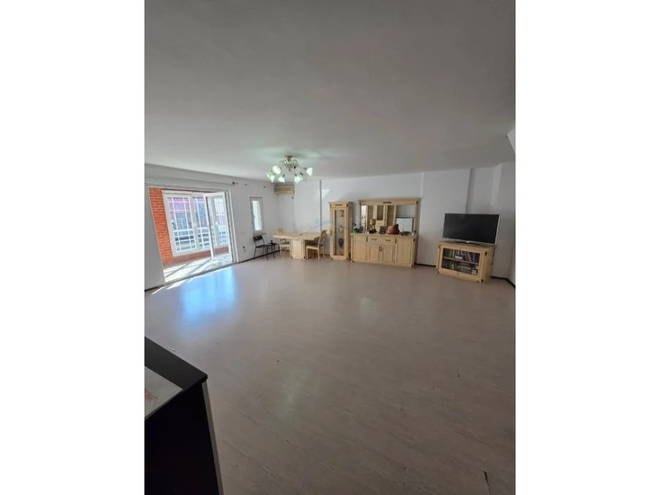 Tirane, shitet apartament duplex 3+1 , 149 m² 300.000 € (Unaza e Madhe Blloku Gintash)