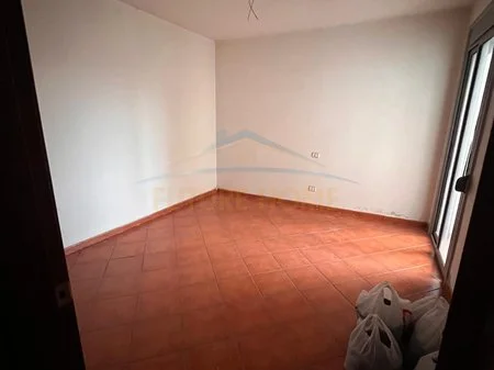 Durres, shitet apartament 3+1+Aneks+Ballkon Kati 9, 140 m² 210.000 € (Prane Bashkise, Durres)