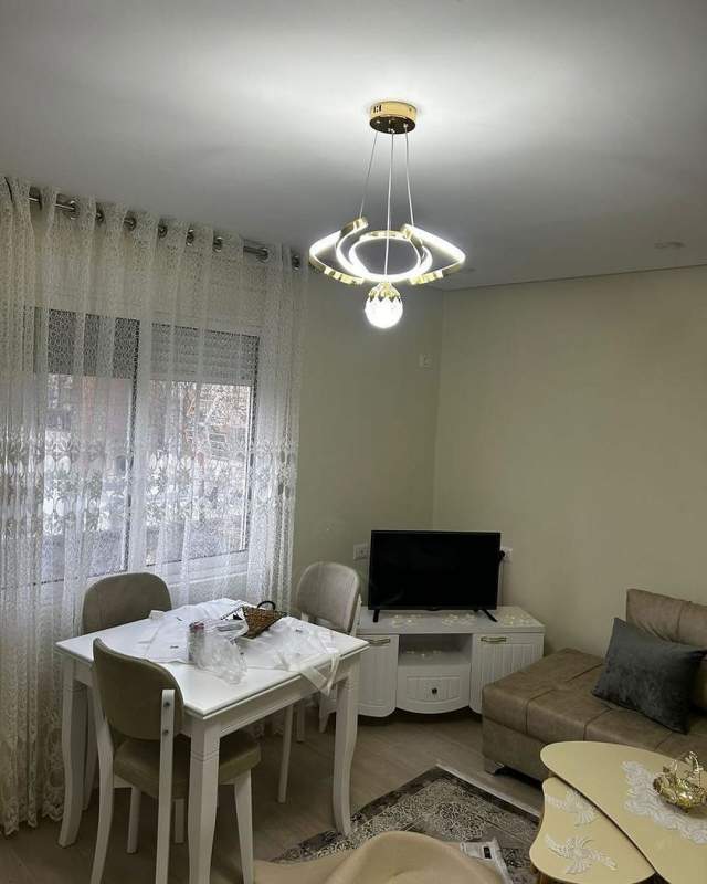 Tirane, jap me qera apartament Kati 3, 95 m² 500 Euro (OXHAKU)