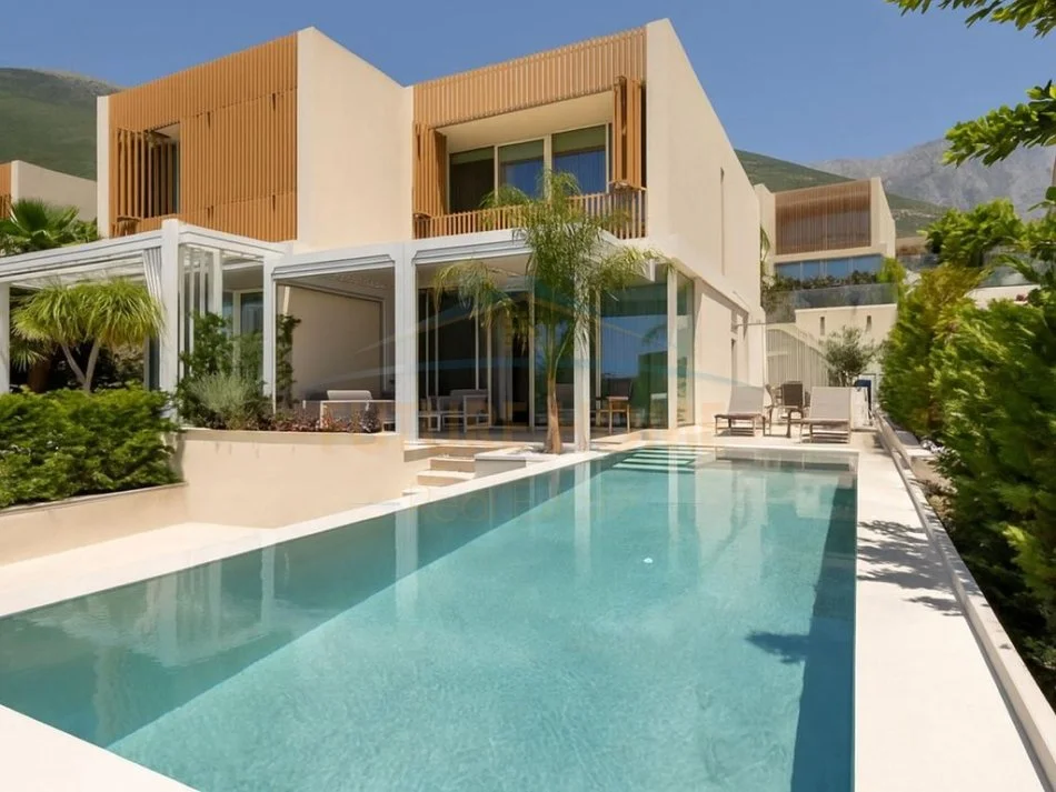 Vlore, shitet Vile 2+1 Kati 1, 330 m² 1.700.000 € 