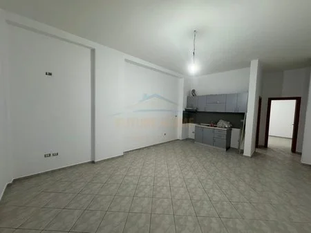 Tirane, shitet apartament 1+1 Kati 1, 69 m² 96.600 €