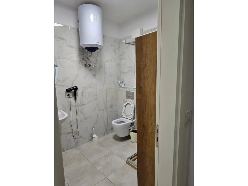 Tirane, shitet apartament 2+1+Ballkon Kati 4, 108 m² 270.000 € 