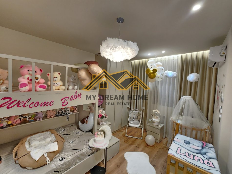 Durres, shitet apartament 2+1 Kati 6, 90 m² 130.000 € (PLAZH)