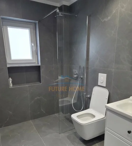 Tirane, shitet apartament 1+1 Kati 4, 50 m² 108.000 € (tregu i ri elektrik)