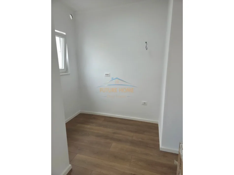 Tirane, shitet apartament 1+1 Kati 4, 50 m², 108000 euro (Rruga Ali Demi prane bankes Credins, Tiranë)