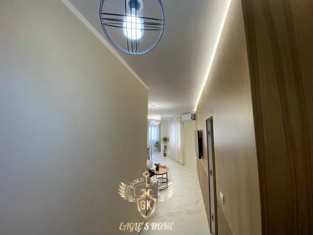 Durres, jepet me qera apartament 2+1+BLK Kati 3, 75 m² 650 Euro (Plazh Durres)