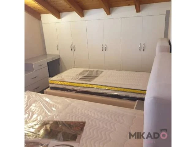 jepet me qera 379 m² 2.500 Euro