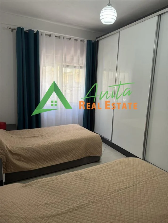 Tirane, jepet me qera apartament 2+1 Kati 1, 85 m² 600 € (Don Bosko)