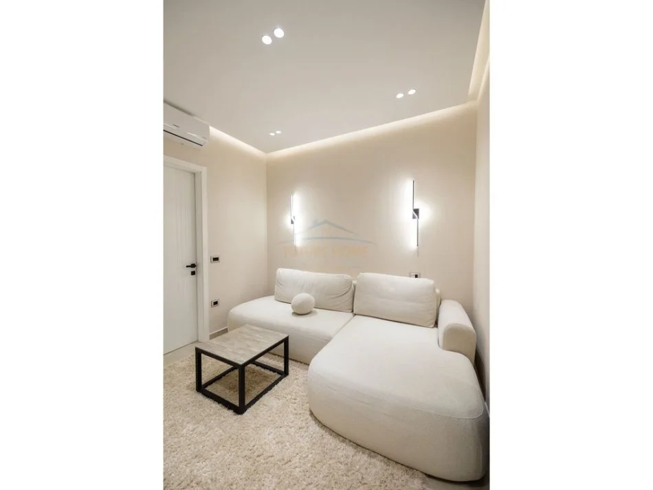 Tirane, shitet apartament 3+1+Ballkon Kati 1, 110 m² 210.000 € 