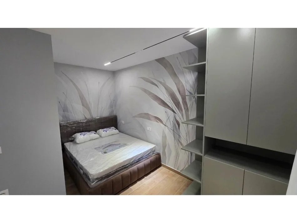 Tirane, shes apartament 3+1+Ballkon Kati 4, 78 m² 255.000 € (MINE PEZA)