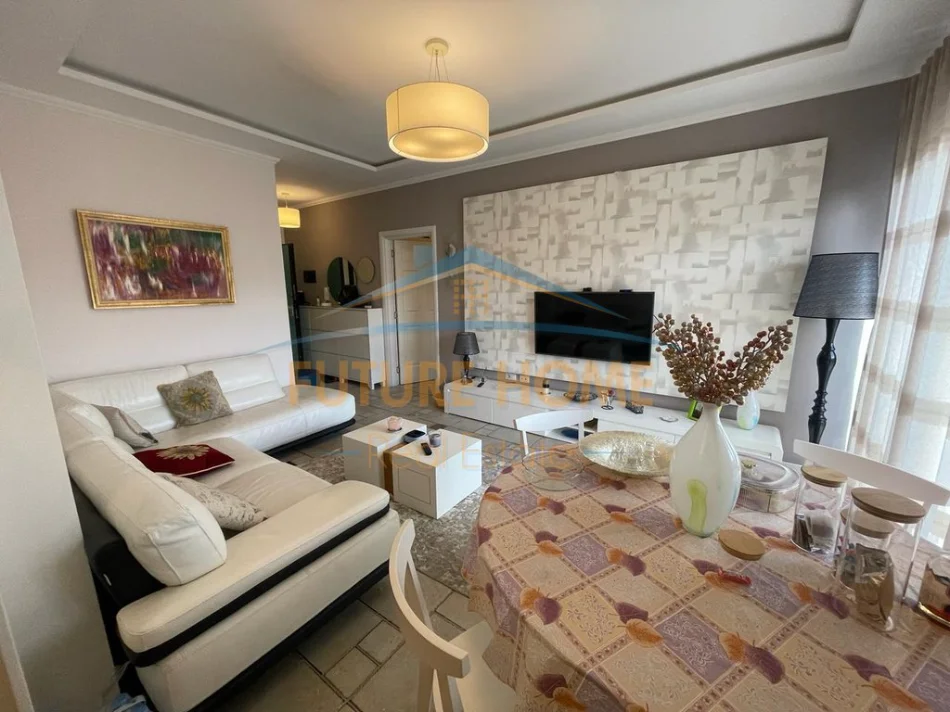 Tirane, shitet apartament 1+1+Aneks+Ballkon Kati 1, 74 m² 146.000 € (KODRA E DIELLIT 1)