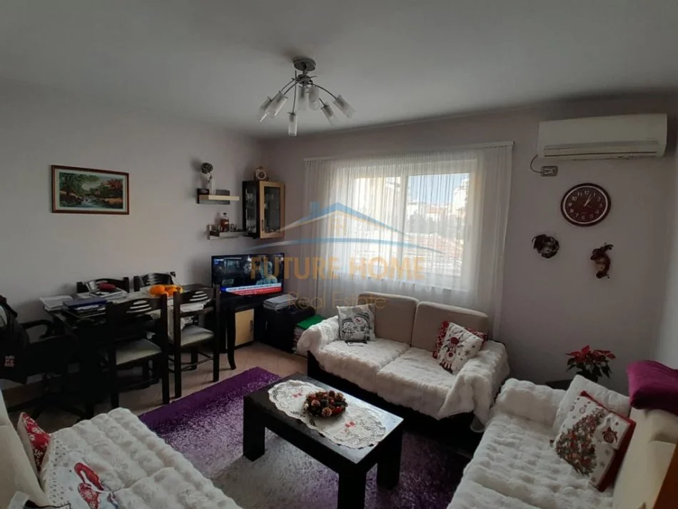 Tirane, shitet apartament 3+1 Kati 3, 90 m² 180.000 € (BRRYLI)