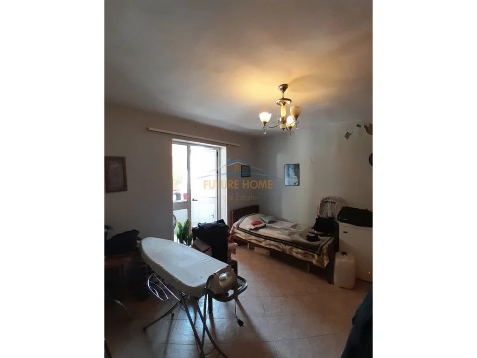 Tirane, shitet apartament 3+1 Kati 3, 90 m² 180.000 € (BRRYLI)