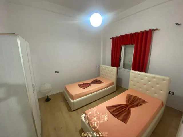 Durres, jap me qera apartament 2+1+BLK Kati 1, 99 m² 349 Euro (Zjarrfiksja Durres)