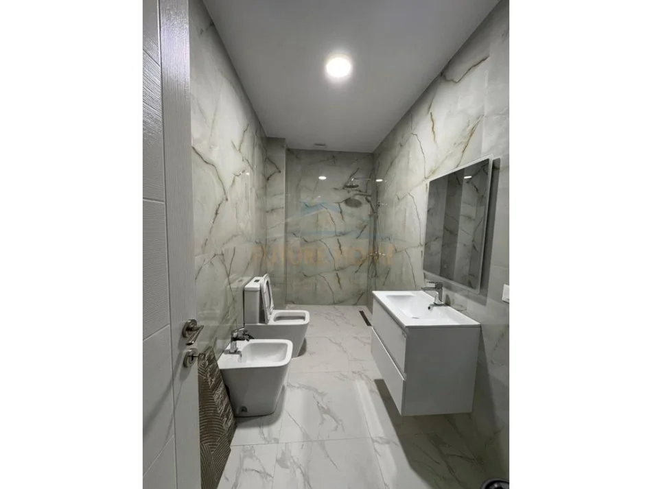 Tirane, shitet apartament 2+1 Kati 1, 98 m² 135.000 € (Fresk)
