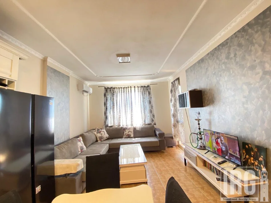 Tirane, jepet me qera apartament 2+1+Aneks+Ballkon Kati 8, 95 m² 500 € (yzberisht)