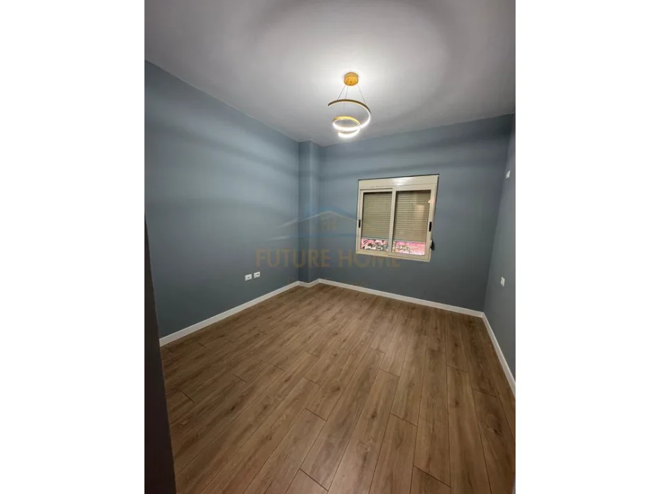 Tirane, shitet apartament 2+1 Kati 1, 98 m² 135.000 € (Fresk)