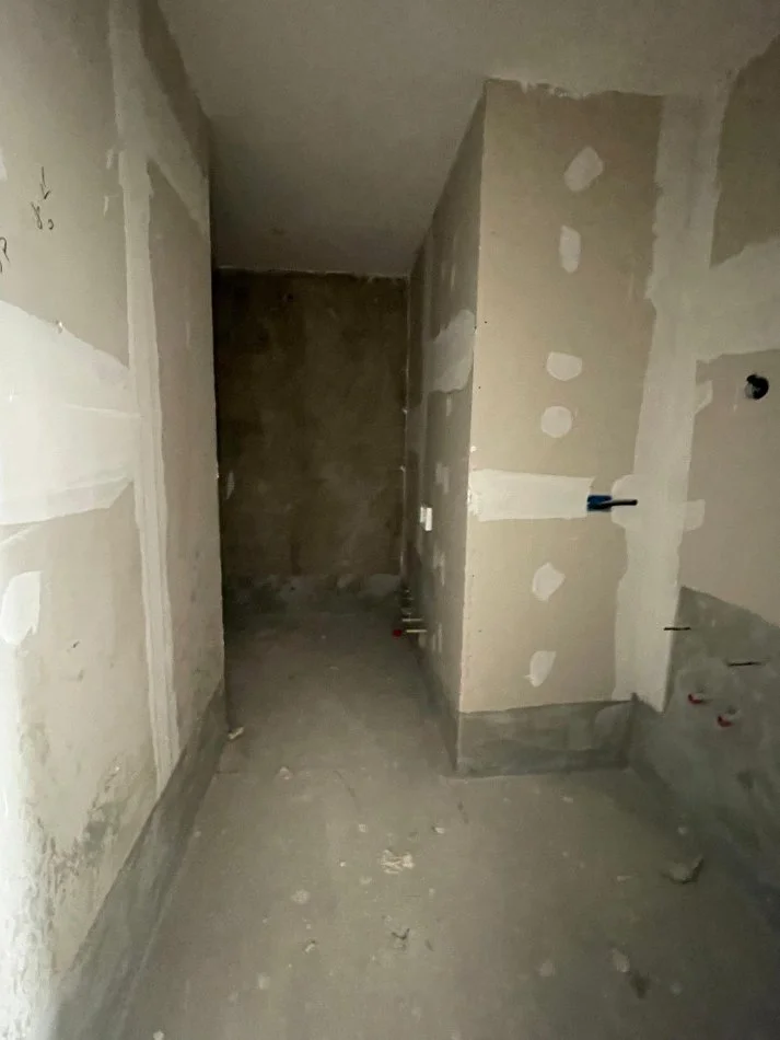 Tirane, shitet apartament 1+1 , 140 m² (Down Town One)