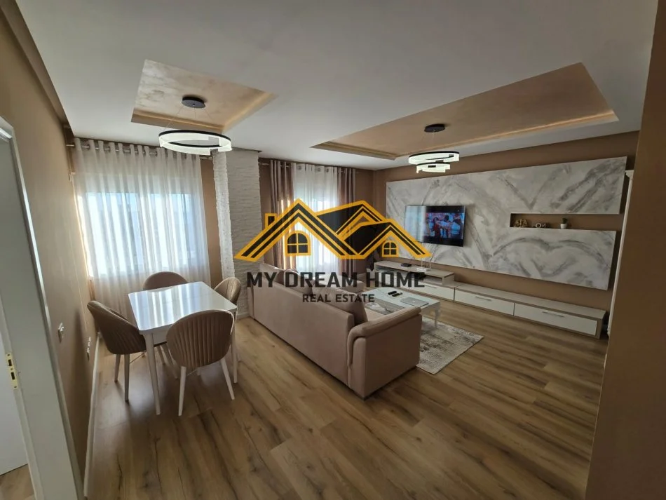 Durres, shitet apartament 2+1 , 110 m² 200.000 € (STACIONI I TRENIT)