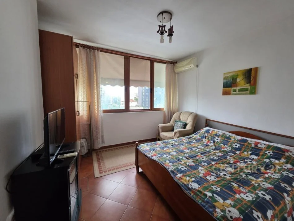 Tirane, jepet me qera apartament 2+1 Kati 4, 70 m² 450 € (5 Maji)