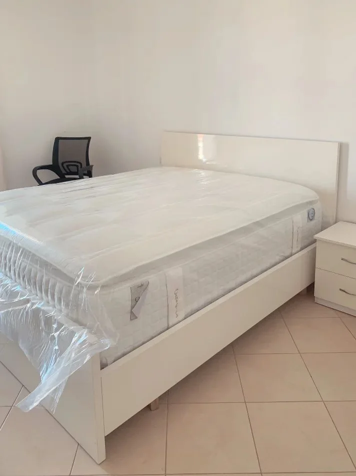 Tirane, jepet me qera apartament 2+1+Ballkon Kati 8, 90 m² 700 € (QYTET STUDENTI)