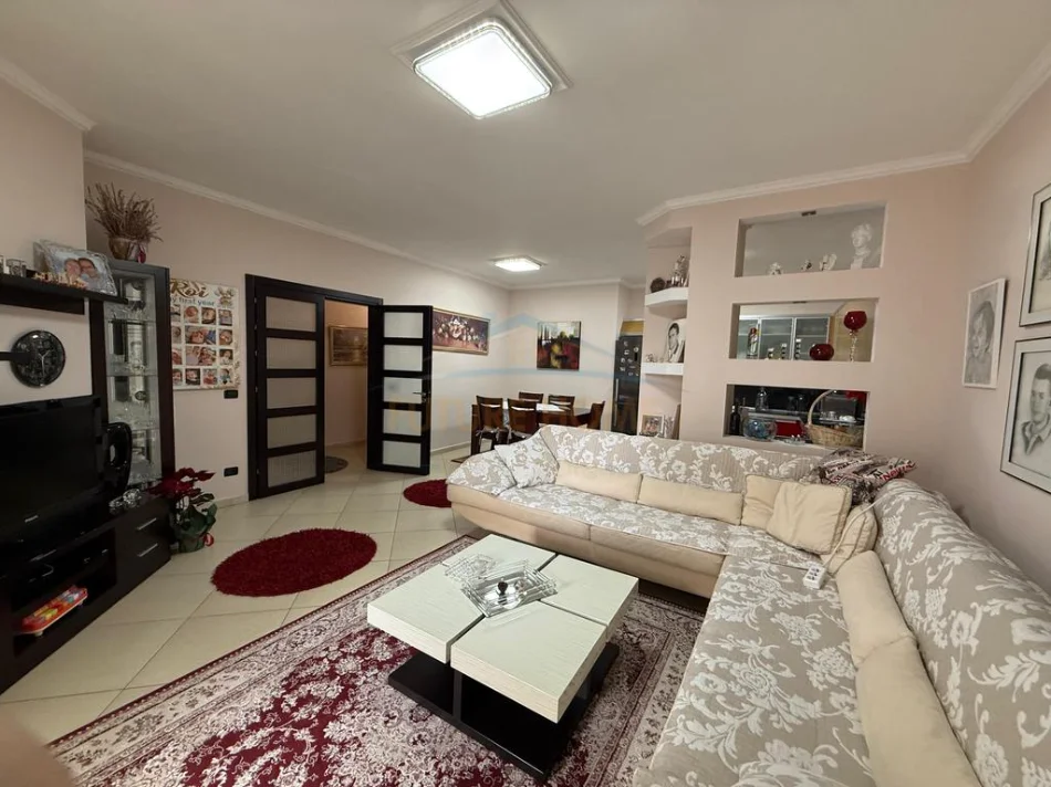 shitet apartament+verande | Penthouse 3+1+Aneks+Ballkon Kati 8, 133 m² 185.000 €