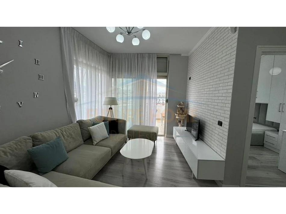 Tirane, jepet me qera apartament 2+1+Ballkon Kati 7, 96 m² 550 € (ASTIR)  UNA63195