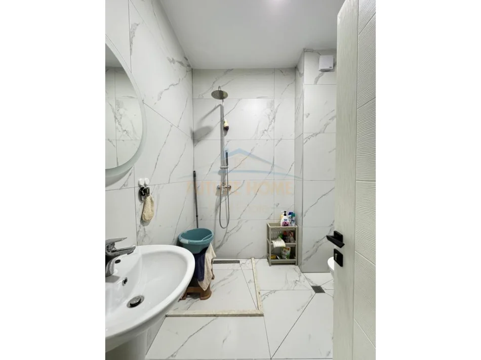 Durres, shitet apartament 1+1+Ballkon Kati 6, 54 m² 150.000 € 