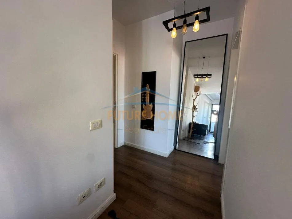 Tirane, shitet 2+1 Kati 6, 95 m² 320.000 € (Rruga Elbasanit)