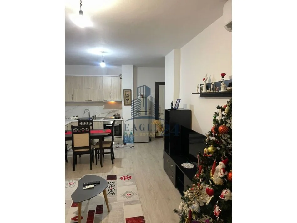 Tirane, shitet apartament 1+1 Kati 4, 64 m² 90.000 € (ASTIR)