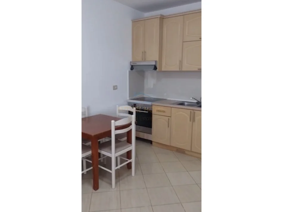 Durres, shitet apartament 2+1+Aneks+Ballkon Kati 5, 68 m² 