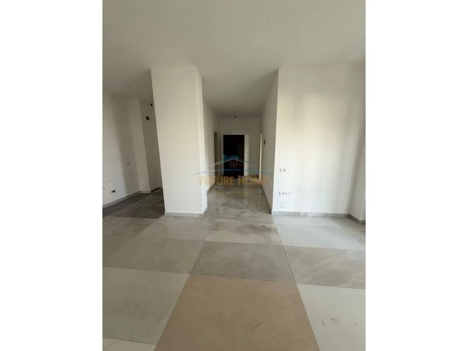 Tirane, shitet apartament 2+1+Ballkon Kati 4, 94 m² 149.000 € 
