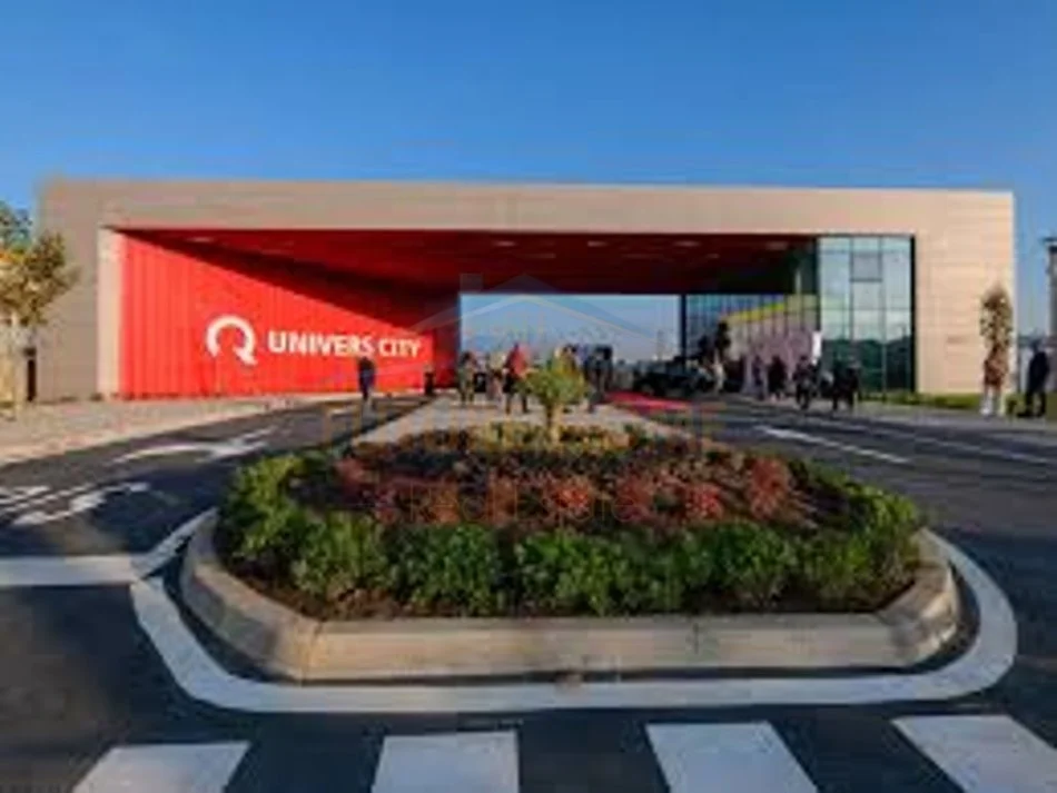 Tirane, shitet apartament 3+1+Ballkon Kati 4, 116 m² 