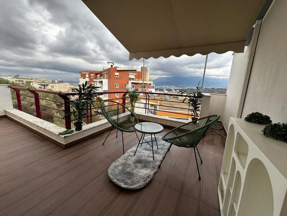 Tirane, shitet apartament 2+1 , 98 m² 203.000 € (Liqeni i Thate)