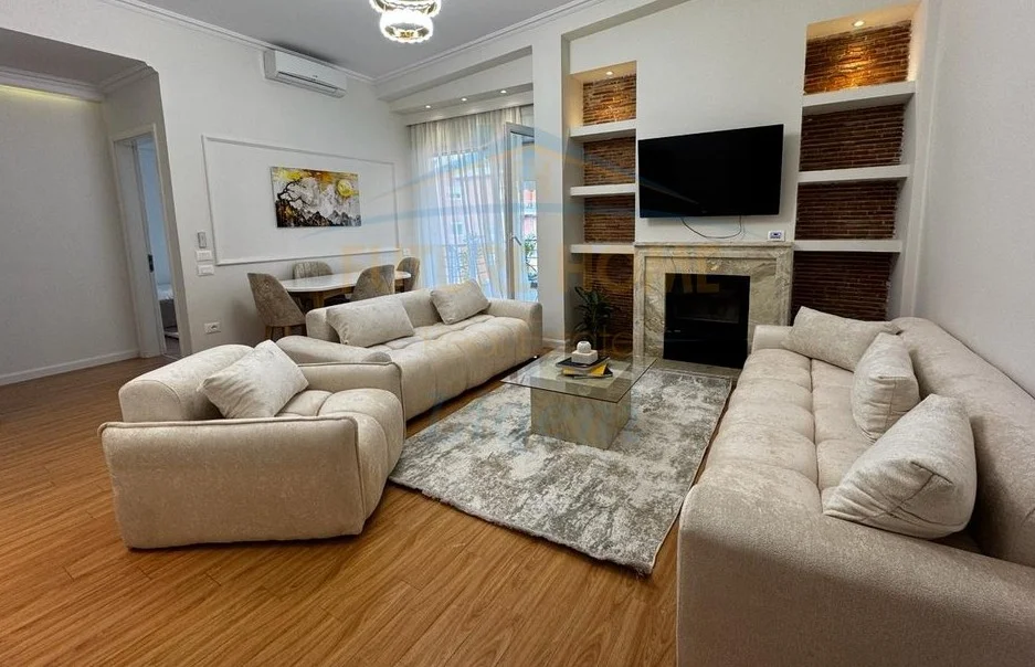 Tirane, shitet apartament 2+1+Ballkon Kati 7, 98 m² 203.000 € (liqeni i that)