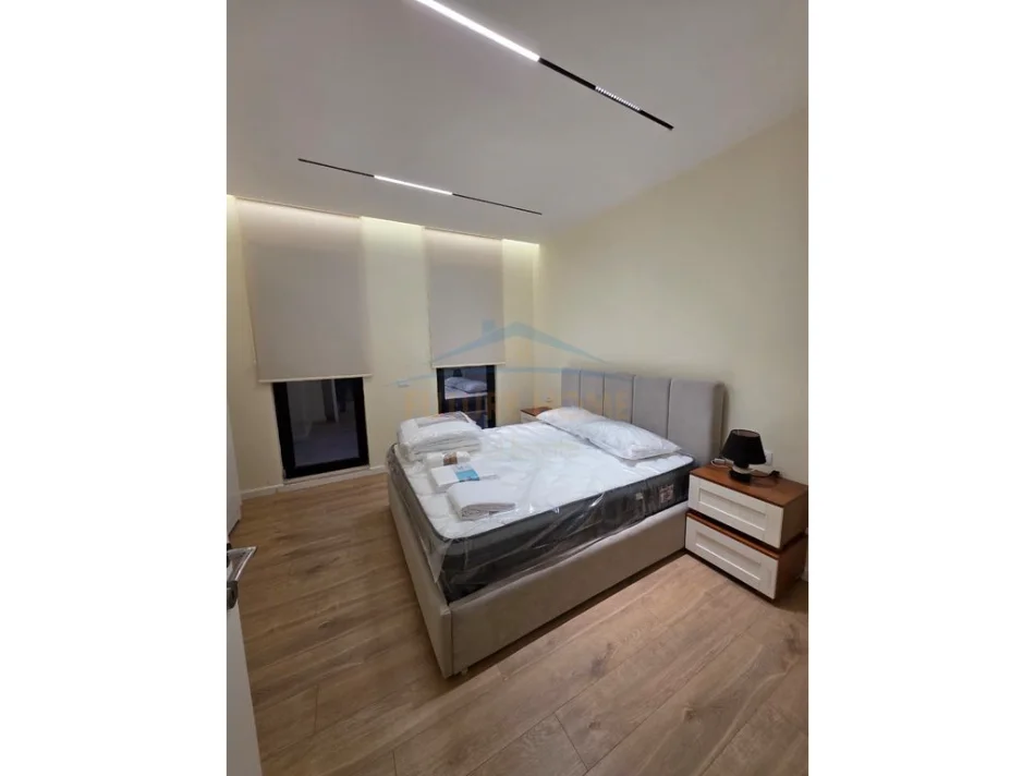 Tirane, shitet apartament 2+1+Aneks+Ballkon Kati 4, 120 m² 354.000 € (Siri Kodra)