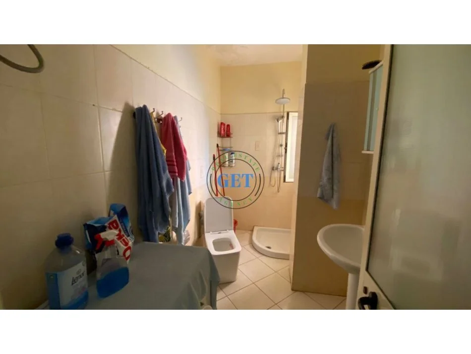 Durres, shitet apartament 1+1+Ballkon Kati 4, 65 m² 80.000 € (Shkembi Kavajes)