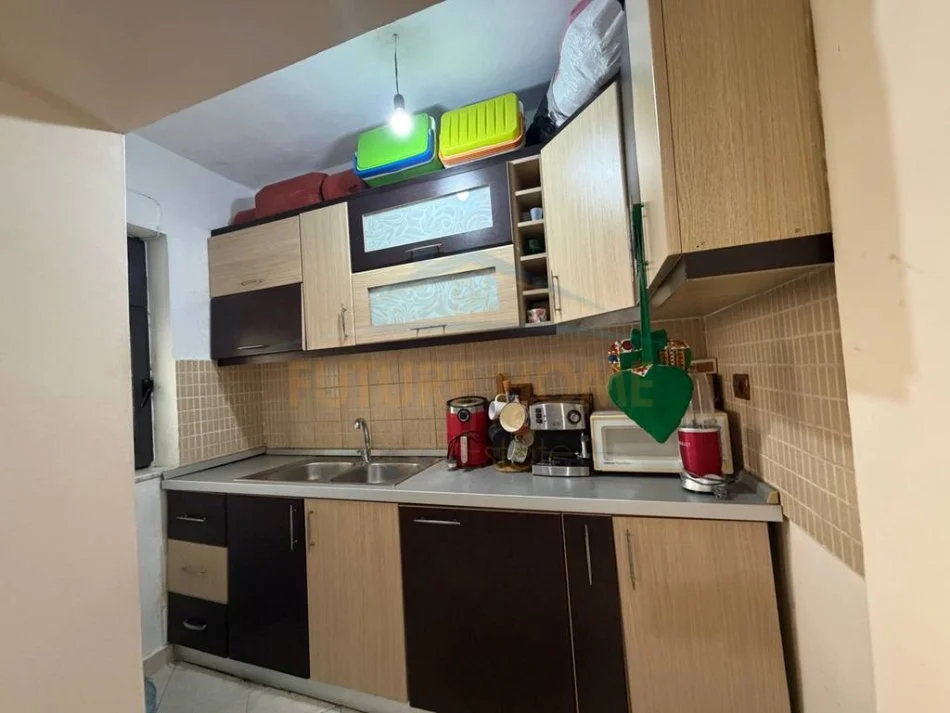 Tirane, shitet apartament 1+1+Ballkon Kati 1, 56 m² 96.000 € (Ali Demi)
