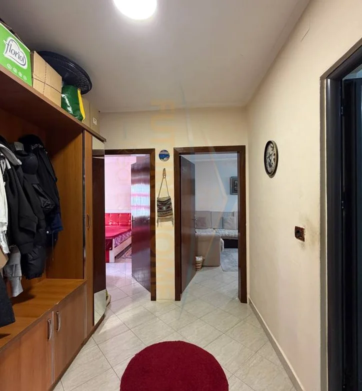 Tirane, shitet apartament 1+1 Kati 1, 56 m² 96.000 € (ali demi)