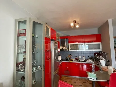 Durres, shitet apartament 3+1+Ballkon Kati 10, 145 m² 362.500 € 