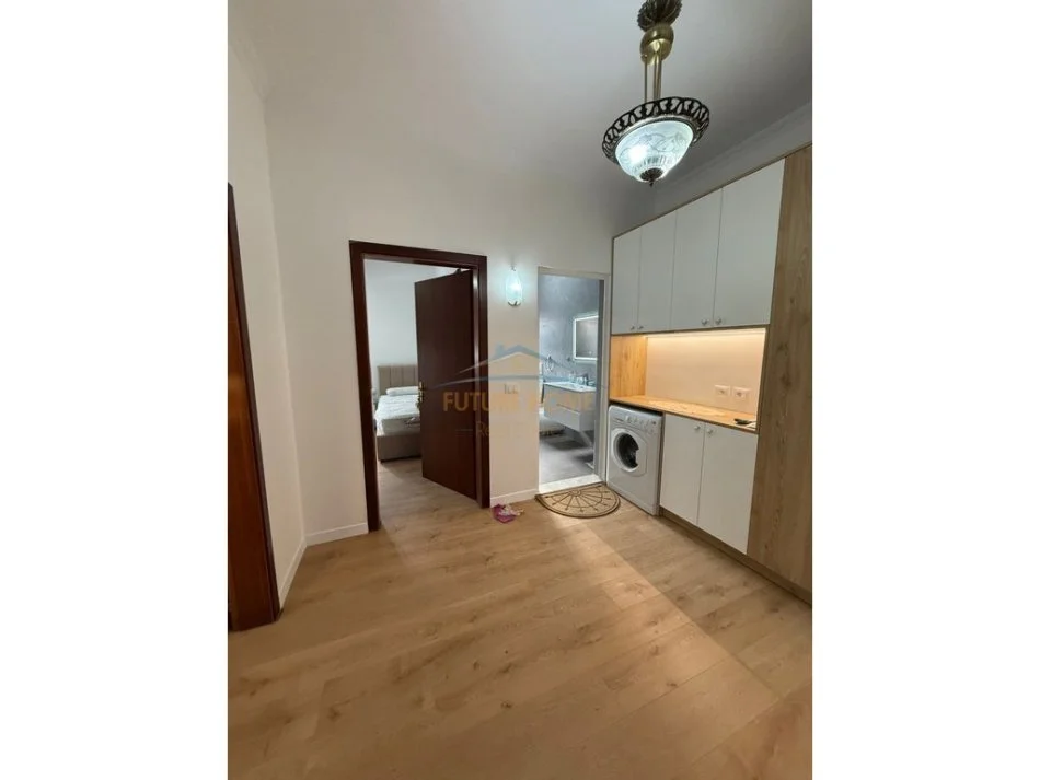 Tirane, jepet me qera apartament 2+1 Kati 6, 75 m² 600 € (Kongresi Manastirit)